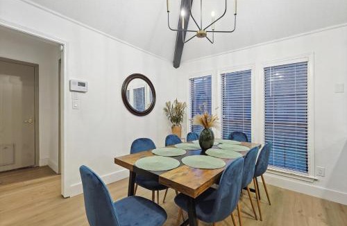 DeSoto House | Beautiful 5Br 2Bath DeSoto Home with Pool