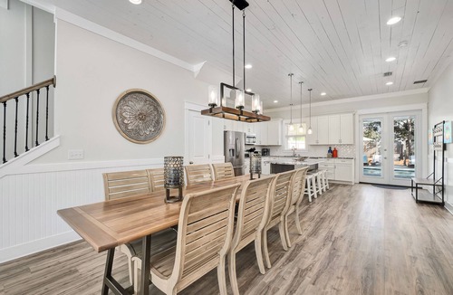 Crystal Beach House | Beautiful 7 Bedoom Beach Home with Private Pool