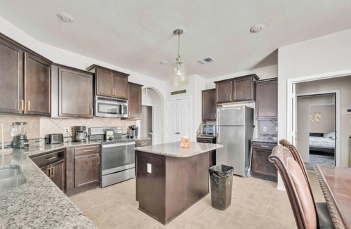 Copperas Cove House | Beautiful 7-bedroom 3 bath Grand Home Escape