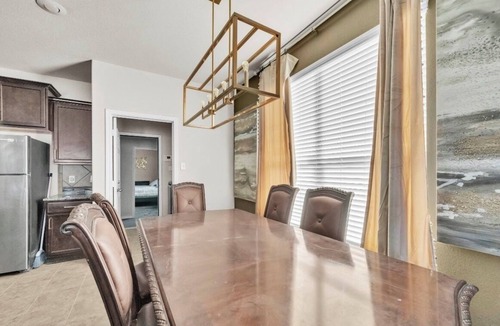 Copperas Cove House | Beautiful 7-bedroom 3 bath Grand Home Escape