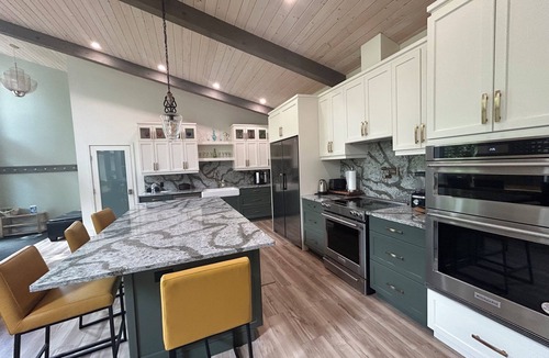 Cooks Creek Other | Beautiful 7 Bedroom Home w/AC