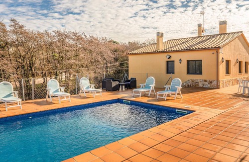 Mont Barbat House | Beautiful and comfortable vacation villa for 10 people on a plot of 1000 m² in Lloret de Mar on the