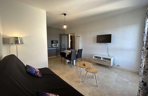 Saint-Jean-de-Monts Apartment | Beautiful apartment with parking near the beach, 2 rooms, 4 people