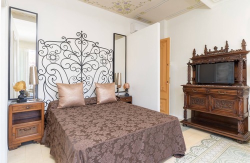 Canet de Mar House | Beautiful accomodation next to the sundy beach, 40 km from Barcelona