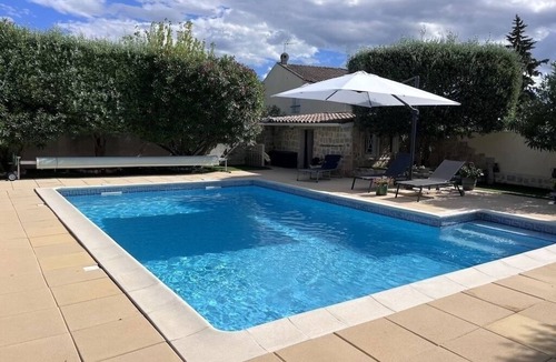 Teyran Villa | Beautiful air-conditioned single-storey villa with swimming pool, spa and sauna