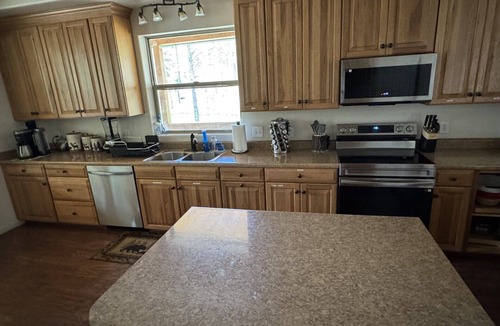 Eagar House | Beautiful Alpine Property on 40 Acres