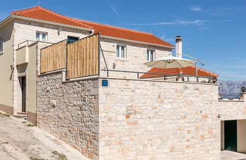 Selca Cabin | Beautiful and authentic Dalmatian house with private pool, 1,5 km from the sea