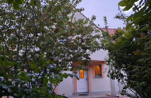 Linas House | Beautiful and big House