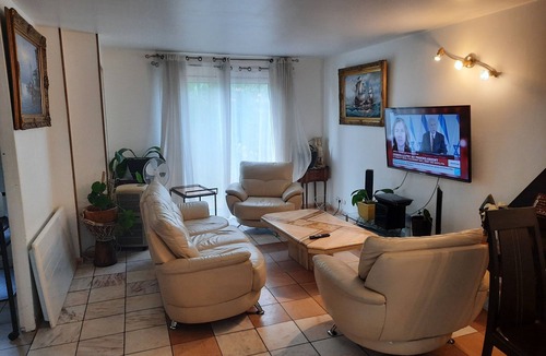 Linas House | Beautiful and big House