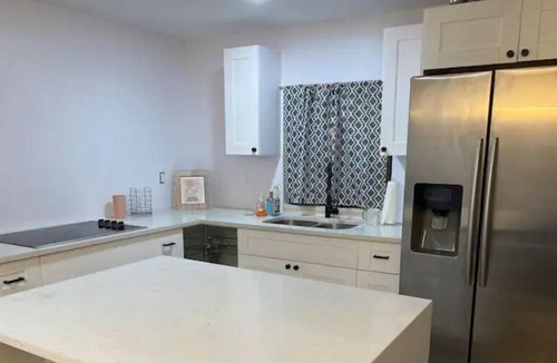 Westgate House | Beautiful and Cozy Guest House!