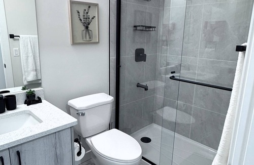 Airdrie House | Beautiful and comfortable basement suite in Airdrie.