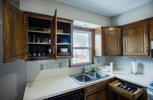 Olathe House | Beautiful and Cozy Olathe Home. Family friendly with King Bed