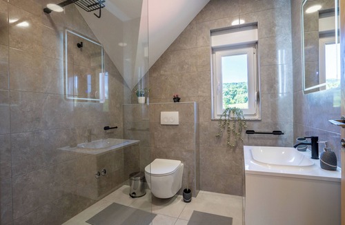 Smoljanac Apartment | Beautiful and relaxing studio apartment near Plitvice Lakes.