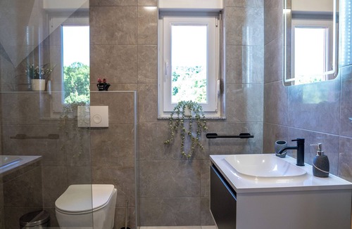 Smoljanac Apartment | Beautiful and relaxing studio apartment near Plitvice Lakes.