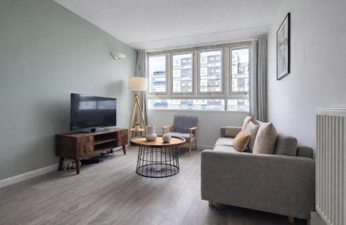 Belsize Apartment | Beautiful and Inviting 2 Bedroom Flat in Battersea