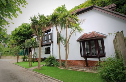 Ventnor House | Beautiful and luxurious Seaside Home