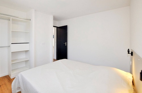 La Palme House | Beautiful and modern vacation home with communal pool and sea view from the terrace.