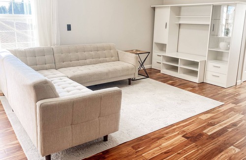 Brush Prairie House | BEAUTIFUL AND PEACEFUL STUDIO WITH FARM VIEWS