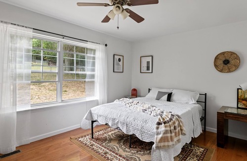 Eureka House | beautiful and peaceful big ranch with big yard -1700 sft