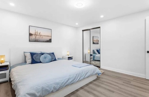 Pierrefonds-Roxboro House | Beautiful and quiet urban cabin