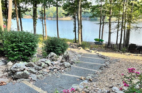 Hot Springs Village House | Beautiful and Spacious Lake Front Home. Golf, Kayaks, Minutes from Hot Springs!