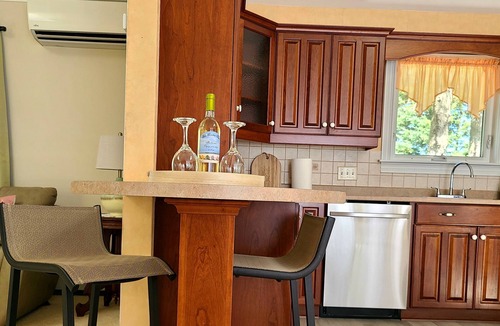 Margate House | Beautiful and spacious "home away from home" for amazing summer fun & relaxation