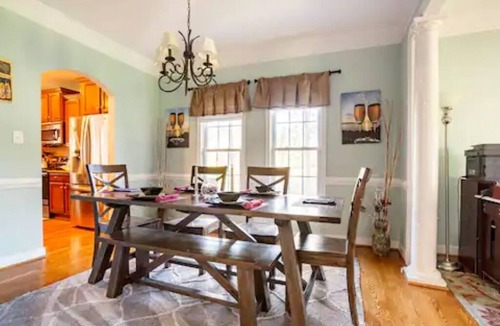 Woodlake House | Beautiful and Spacious home w/Outdoor Kitchen