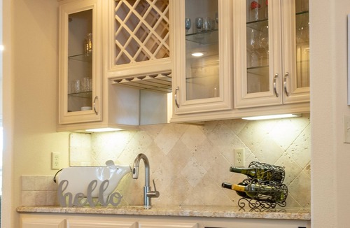 Piney House | Beautiful and Spacious Lake Hamilton Home!
