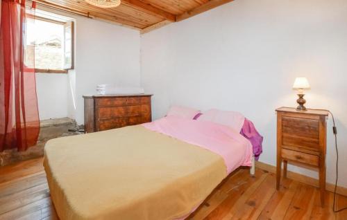 Sant'Andrea-di-Bozio Apartment | Beautiful Apartment In Sant Andrea Di Bozio