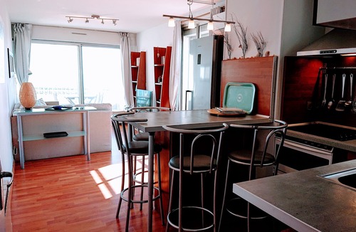 Palavas-les-Flots Apartment | Beautiful apartment, 2rooms beachfront directly on the beach, 2 terraces i 50m²,