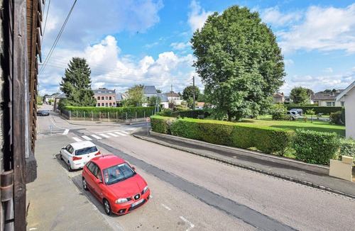Le Mesnil-Esnard Apartment | Beautiful apartment in Le Mesnil-Esnard with WiFi