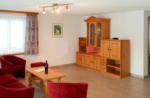 Saas Almagell Apartment | Beautiful apartment for 5 guests with WIFI, TV, balcony, pets allowed, panoramic view and parking