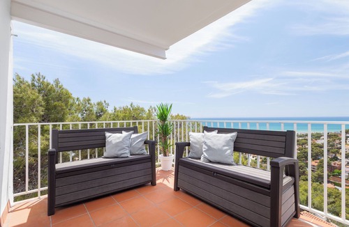 Castelldefels Apartment | Beautiful apartment with fantastic sea views
