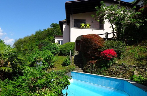 San Nazzaro Apartment | Beautiful apartment for 4 people with pool, WIFI, TV, patio, pets allowed and panoramic view