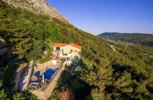 Split Apartment | Beautiful apartment Stela with private heated pool and whirlpool
