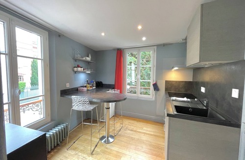 Chartres Apartment | Beautiful apartment 35m2 Chartres center with parking