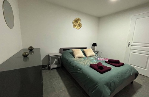 Montreuil Apartment | Beautiful apartment 5 minutes from the metro