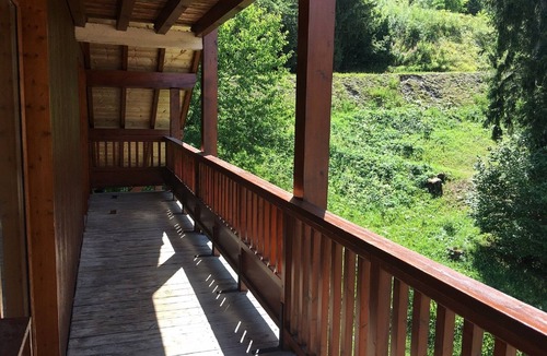 Oz-en-Oisans Apartment | Beautiful apartment and balconies on the slopes! Swimming pool, sauna, hammam and fitness