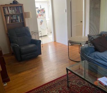 Beverly Hills Apartment | Beautiful apartment close to Cedars! Beverly Hills