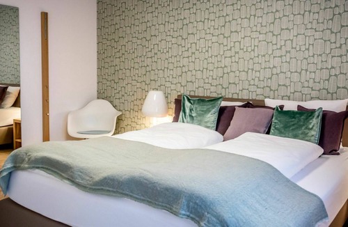 Andermatt Apartment | Beautiful apartment for 4 guests with WIFI, TV and parking