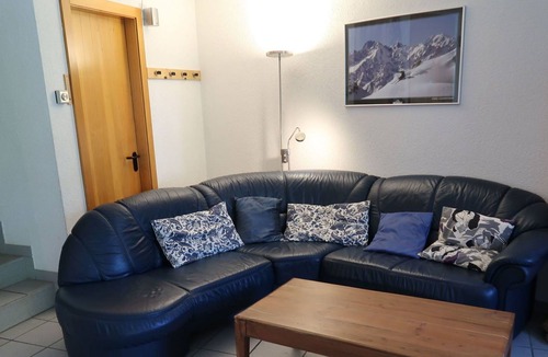 Nendaz Apartment | Beautiful apartment for 8 guests with WIFI, TV and terrace