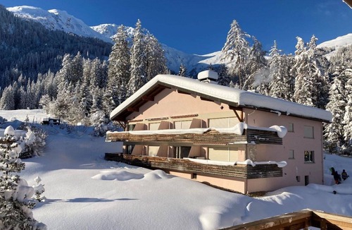 Churwalden Apartment | Beautiful apartment for 4 guests with WIFI, TV, balcony and pets allowed
