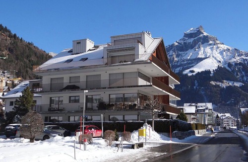 Engelberg Apartment | Beautiful apartment for 4 people with WIFI, TV and balcony
