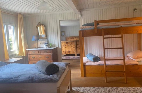 Kandersteg Apartment | Beautiful apartment for 7 guests with WIFI, TV and parking