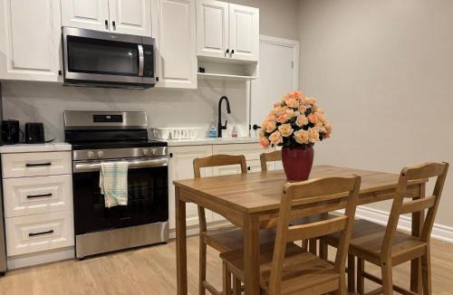 Old Town Apartment | Beautiful apartment DT Toronto