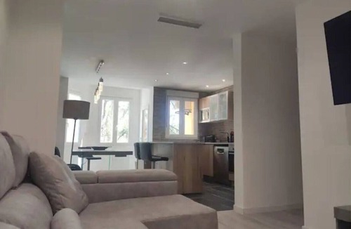 El Parc i la Llacuna del Poblenou Apartment | Beautiful apartment next to the central beach
