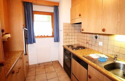 Saas-Fee Apartment | Beautiful apartment for 4 guests with WIFI, TV, balcony and pets allowed