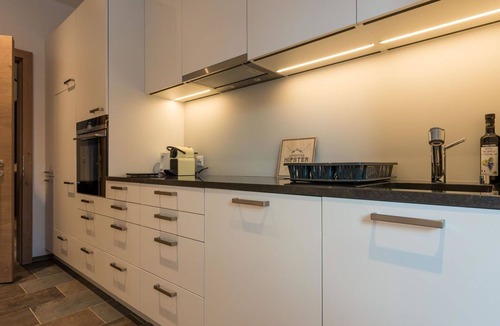 Saas Grund Apartment | Beautiful apartment for 8 guests with WIFI, TV, balcony and pets allowed