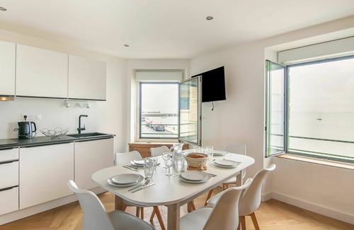 Cancale Apartment | Beautiful apartment for 6 people with WIFI and TV