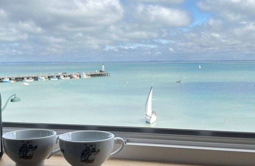 Cancale Apartment | Beautiful apartment for 6 guests with WIFI, TV and terrace